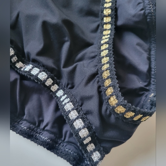 La Blanca Women's One Piece Swimsuit in Black Size 8 - Picture 10 of 10